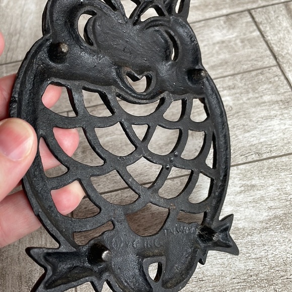 Vintage Cast Iron Owl Trivet - Picture 6 of 8
